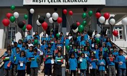 Van"da öğrenciler Filistin için tek yürek oldu