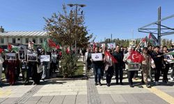 Van"da üniversite öğrencilerinden Gazze"ye destek yürüyüşü