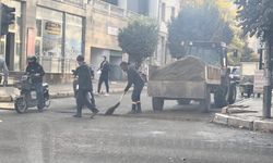Belediye Bozulan Yolları Kum ve Çakılla Doldurdu