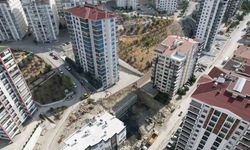 300 kişinin yaşadığı 17 katlı bina boşaltıldı