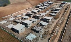 Adana’da ev hayali kuran vatandaşlar mağdur oldu