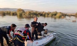 Baraj kapakları açıldı, aile mahsur kaldı