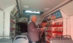 Bayburt’ta ‘Gezici Kütüphane’ huzurevi sakinleriyle buluşturuldu