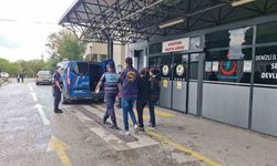 Denizli’de turistleri hedef alan hırsız yakalandı