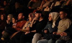 Ekim takvimi "Mükemmel Partner" tiyatrosu ile son buldu