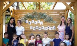 Ekiplerin topladığı zeytinleri minikler işledi