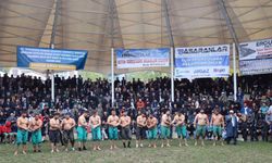 Erzurum’da 102’incisi yapılan Uzundere Karakucak Güreşleri büyük heyecan yaşattı