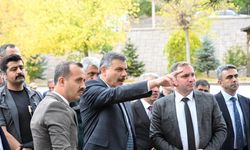 İspir’deki heyelan bölgesine kaya tahkimatı  yapılıyor