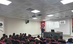 Jandarmadan öğrencilere siber güvenlik bilgilendirmesi