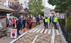 Kastamonu’da öğrencilere uygulamalı trafik eğitimi veriliyor
