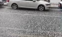 Kovancılar ilçesinde dolu yağışı  etkili oldu