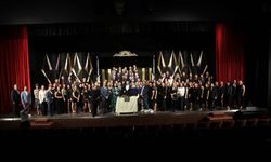 Sahne Tozu Tiyatrosu 21. yılını Haldun Dormen Sahnesi’nde kutladı