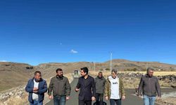 Susuz’da köy yolları beton oluyor