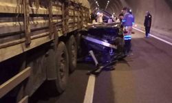 Tünelde feci  kaza: 1 ölü, 4 yaralı