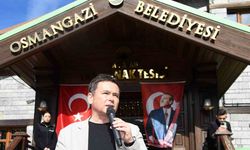 Yüzlerce kişi Cumhuriyetin izinde yürüdü
