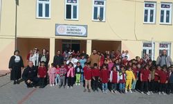 Iğdır AFAD'dan Köy Okullarına Hayati Bilinç Aşılandı: Yüzlerce Öğrenci "Afet Farkındalık" Eğitimi Aldı!