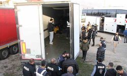 28 kaçak göçmen bulundu