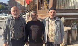 70’lik delikanlı gırtlak kanserini doktorun tavsiyesiyle yendi, yöresel oyunu ile düğün pistine damga vurdu