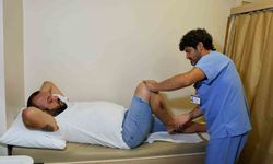 Ağaca takılıp 1,5 saat asılı kalan paraşütçü, yeniden uçmak istiyor