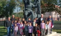 Ali Efe’yi unutmadı