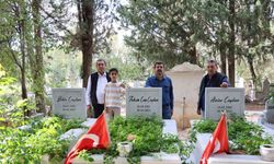 Alpargün Apartmanı’nda karar çıktı, hayatını kaybedenlerin yakınları kabir başlarında