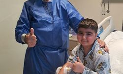 Azerbaycanlı 8 yaşındaki çocuk, kemik iliği nakliyle Türkiye’de hayata tutundu