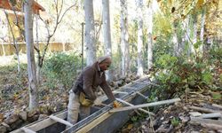 Büyükşehir Belediyesi Savur’da 600 metrelik sulama kanalını yeniliyor