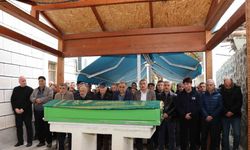 Eski belediye başkanı dualarla uğurlandı