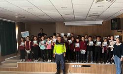 Jandarma trafik timinden öğrencilere eğitim