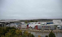 Kapıkule’de rekor geçiş: 1 saatte 96 tır işlem gördü