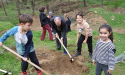 Milli Ağaçlandırma Günü’nde Salihli’de 600 fidan toprakla buluştu
