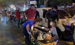 Motosikletliye bakarken kaza yaptı