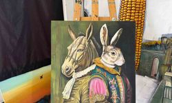 Öğrencilerine 3 günde resim yapmayı öğretiyor