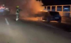 Otomobil alev alev yandı