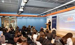 Rektör Prof. Dr. Altun, öğrenciler ile bir araya geldi