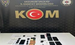 Sınava düzenekle girmeye çalışan 5 şahıs yakalandı