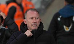 Trendyol Süper Lig: Fatih Karagümrük: 0 - Beşiktaş: 0 (Maç devam ediyor)