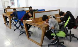 Van’da öğrenciler ara tatilde hem öğrendi hem yarıştı