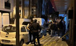 Zeytinburnu’nda silahla vurularak öldürülen iki arkadaşın cenazesi Adlı Tıp Kurumu’ndan alındı