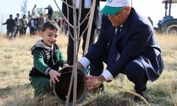 Iğdır Üniversitesi'nde 250 Fidan Toprakla Buluştu: Geleceğe Nefes Oldular!