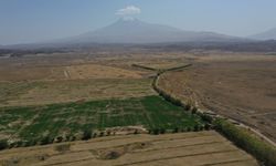 Ermenistan’da pasaport damgalarındaki Ağrı Dağı sembolü kaldırıldı