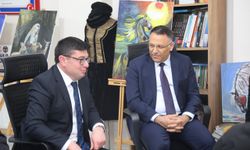 Rektör Gürel ve Başkonsolos Aliyev, Azerbaycanlı Öğrencilerle Bir Araya Geldi