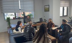 76 Iğdır Kadın Futbol Takımı’ndan Belediye’ye Ziyaret