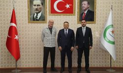 Diş Hekimi Prof. Dr. Altay’dan Rektör Gürel’e Ziyaret