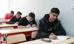 9 bin öğrenci sınavda ter döktü
