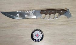 Aranması olan 28 kişiyi yakaladı