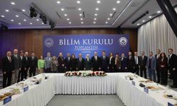 Bilim Kurulu toplantısı Rektör Hacımüftüoğlu'nun katılımıyla gerçekleştirildi; Bilim temelli sosyal politikalar vurgusu