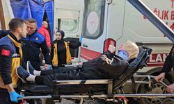 Bozuk zeminde ayağı takılan kadın yere düşerek yaralandı