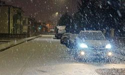 Erzurum’da beklenen kar yağışı etkili oldu
