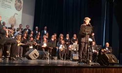 Eskişehir'de Türk Sanat Müziği konseri yoğun ilgi gördü